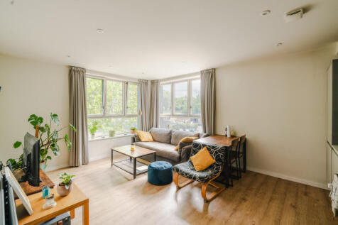 Bedminster, Bristol BS3 2 bed flat for sale