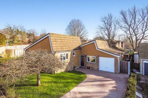 Dover Close, Alresford 3 bed detached bungalow for sale