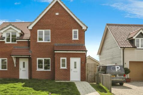3 bedroom semi-detached house for sale