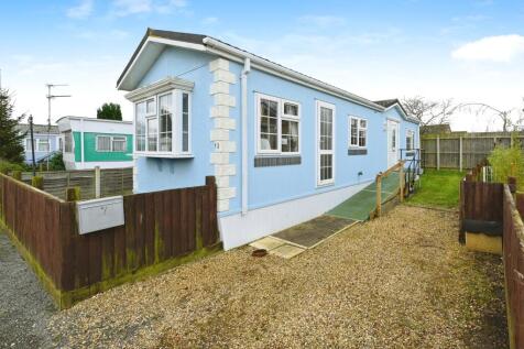 2 bedroom park home for sale