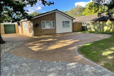 3 bedroom bungalow for sale