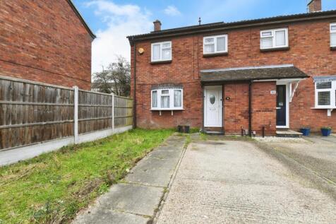 3 bedroom end of terrace house for sale