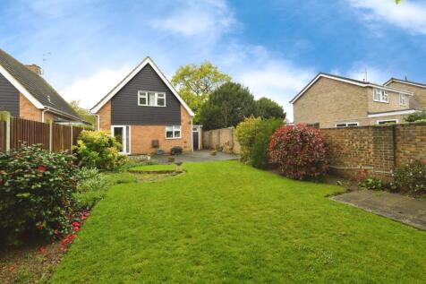 2 bedroom detached house for sale