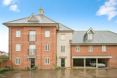 5 bedroom town house for sale
