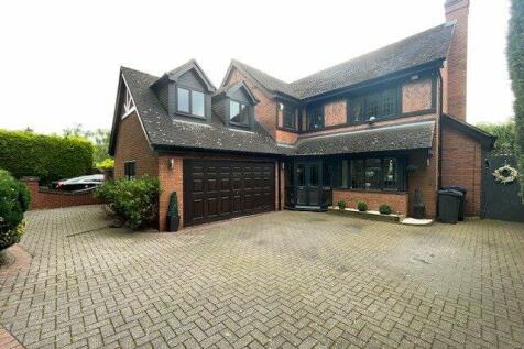 5 bedroom detached house for sale