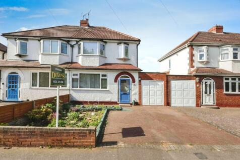 3 bedroom semi-detached house for sale
