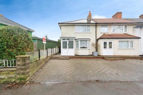 3 bedroom end of terrace house for sale
