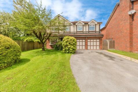 5 bedroom detached house for sale