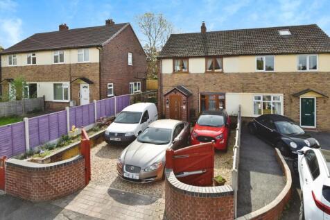 2 bedroom semi-detached house for sale