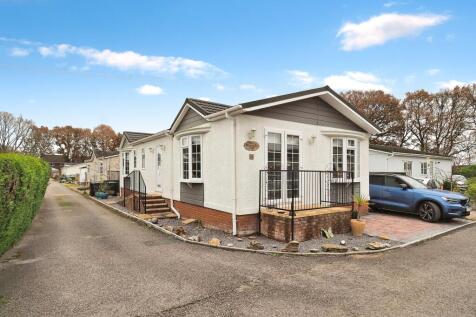 2 bedroom park home for sale