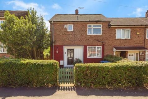2 bedroom end of terrace house for sale