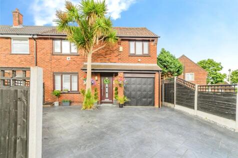 4 bedroom semi-detached house for sale