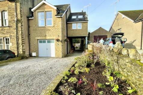 1 bedroom end of terrace house for sale