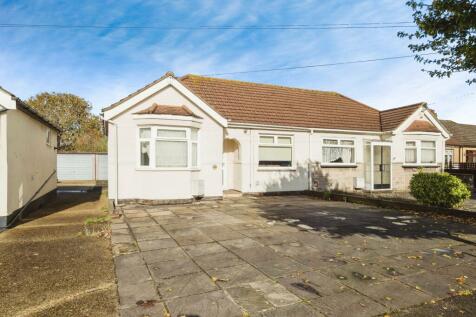 2 bedroom bungalow for sale