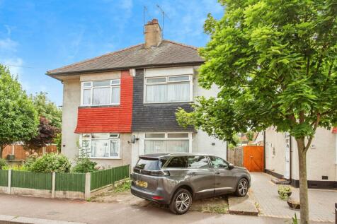 2 bedroom semi-detached house for sale