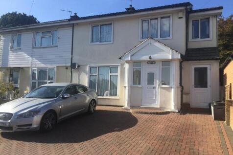 4 bedroom semi-detached house for sale