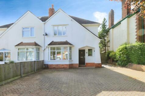 3 bedroom semi-detached house for sale