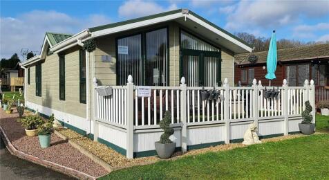 2 bedroom detached house for sale