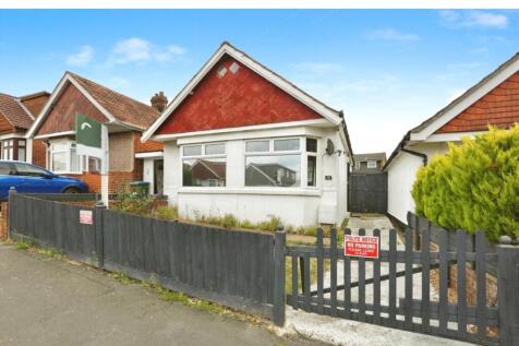 2 bedroom bungalow for sale
