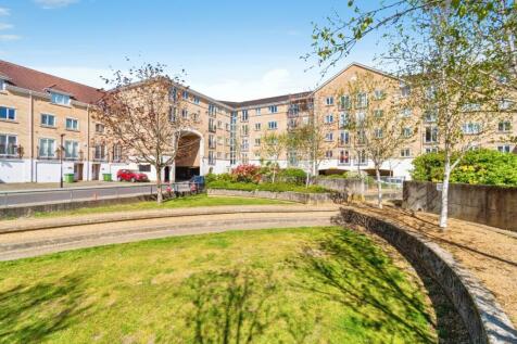 2 bedroom property for sale