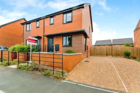 3 bedroom semi-detached house for sale