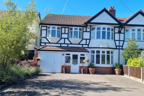 5 bedroom semi-detached house for sale