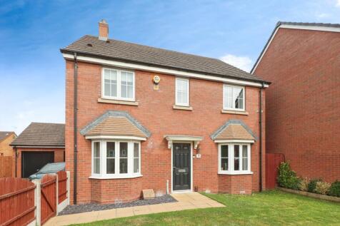 4 bedroom detached house for sale