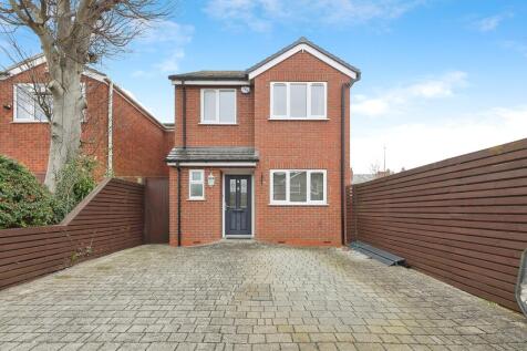 3 bedroom detached house for sale