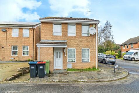 3 bedroom detached house for sale