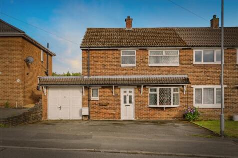 3 bedroom semi-detached house for sale