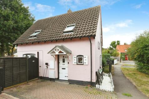 2 bedroom detached house for sale