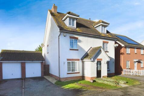 5 bedroom detached house for sale