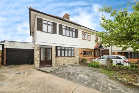 5 bedroom semi-detached house for sale