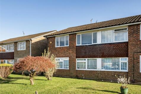 2 bedroom maisonette for sale