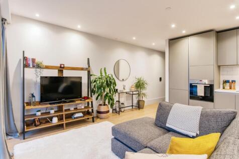 1 bedroom flat for sale