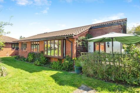 2 bedroom bungalow for sale