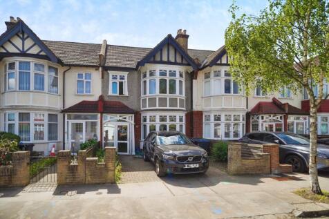 4 bedroom terraced house for sale