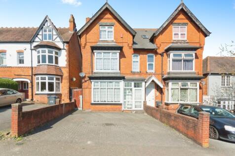 5 bedroom semi-detached house for sale
