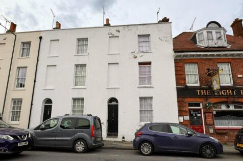 5 bedroom terraced house for sale