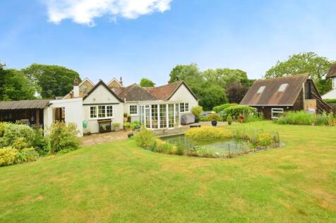 2 bedroom bungalow for sale