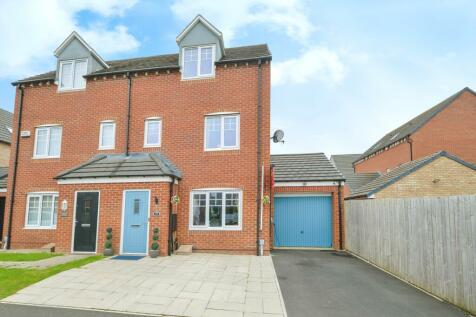 3 bedroom semi-detached house for sale