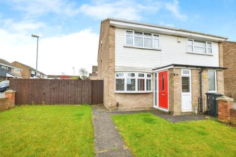 2 bedroom semi-detached house for sale