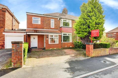 4 bedroom semi-detached house for sale