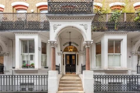 3 bedroom flat for sale