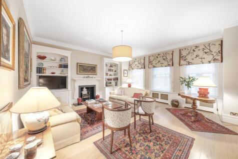 3 bedroom flat for sale