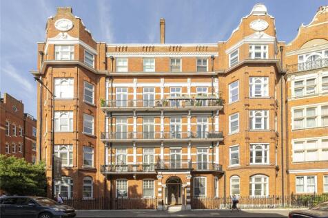 4 bedroom flat for sale
