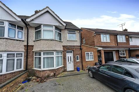 5 bedroom semi-detached house for sale