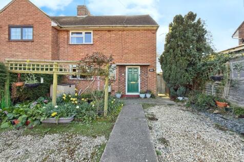 2 bedroom end of terrace house for sale