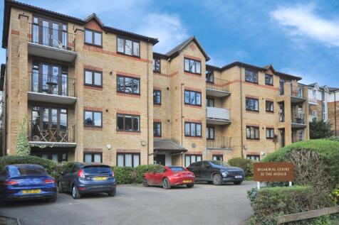 2 bedroom property for sale
