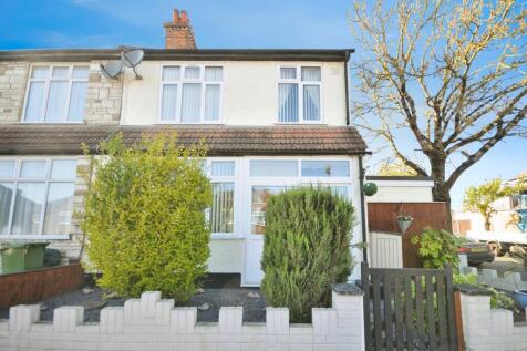 2 bedroom end of terrace house for sale